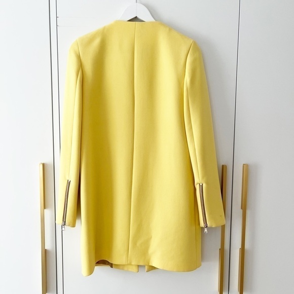 gorgeous Zara Jacket with zippers - Picture 10 of 17